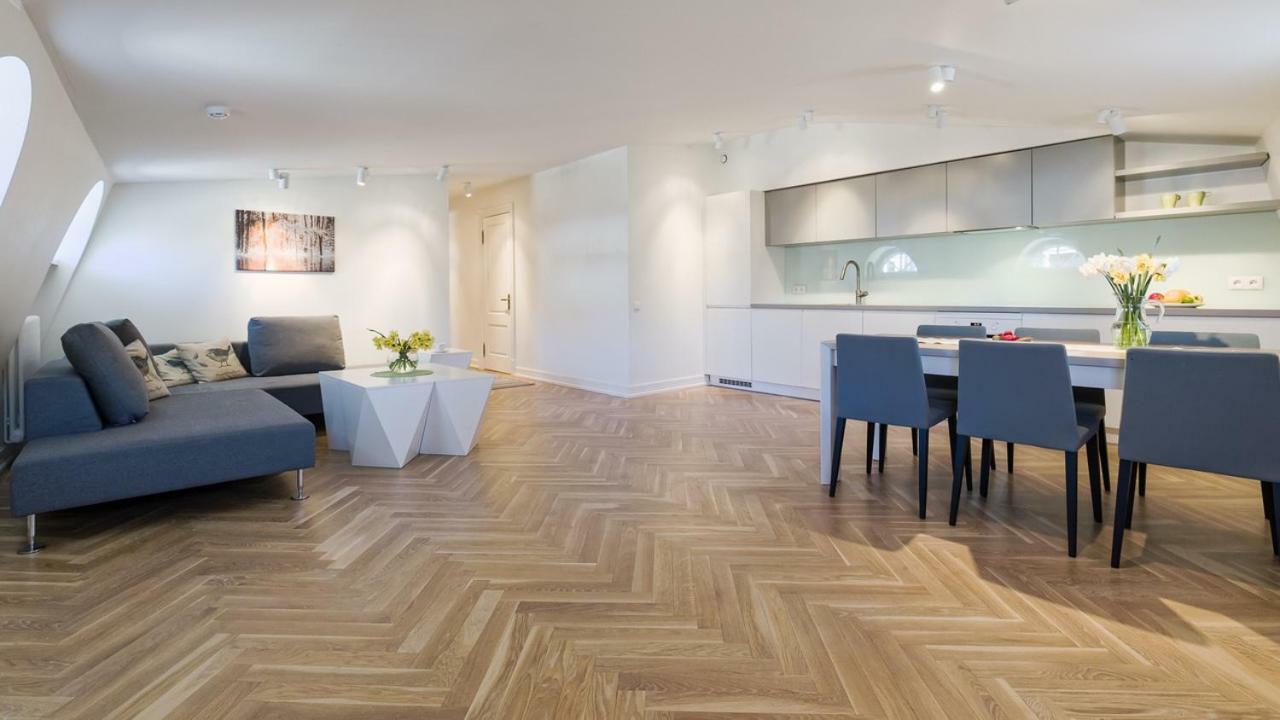Great Apartament In A Heart Of טאלין מראה חיצוני תמונה