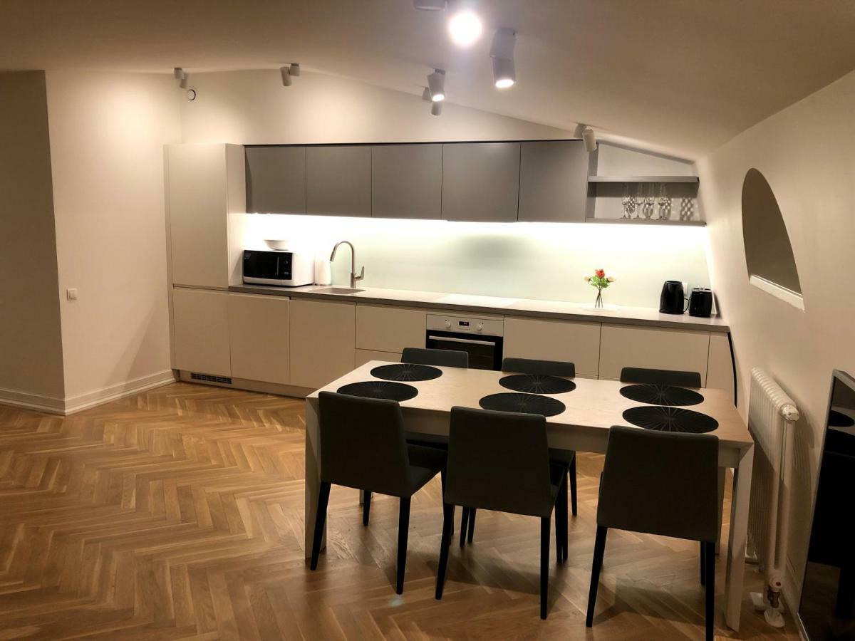 Great Apartament In A Heart Of טאלין מראה חיצוני תמונה